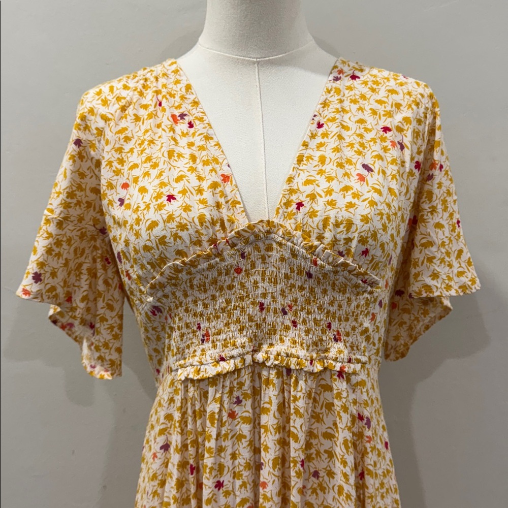 Free People Boho Floral Maxi Dress with Plunging Neckline – Size Large - Picture 5 of 13
